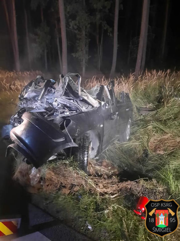 Wypadek na trasie Nietążkowo - Podśmigiel. Ranne cztery osoby