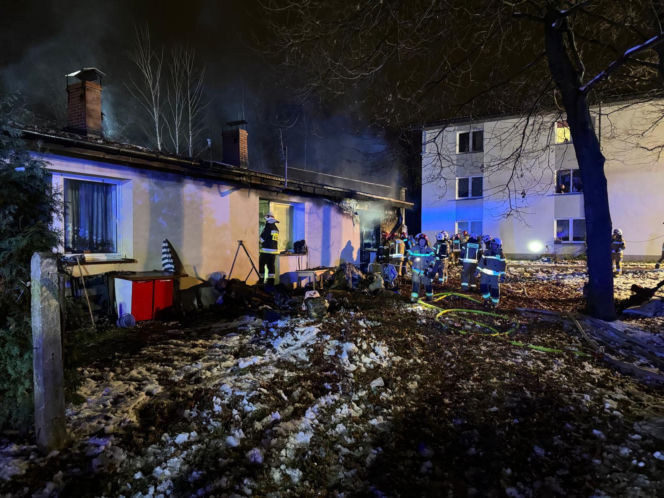 Pożar budynku socjalnego w Pszczynie