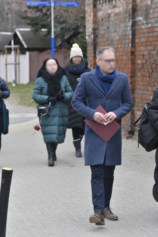 Córkę Lityńskiego pochwali na żydowskim cmentarzu. Grób w kwiatach i kamykach [ZDJĘCIA]