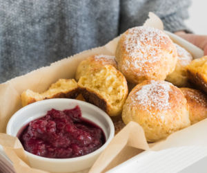 Pączki pieczone - przepis na pączki z piekarnika