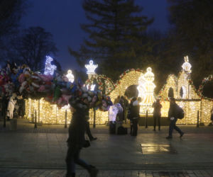  Warszawa. Świąteczna iluminacja znów zachwyca