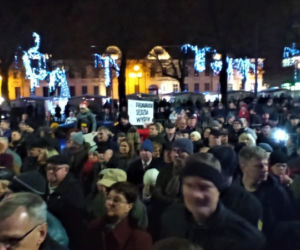 Manifestacja w obronie sądownictwa w Szczecinie