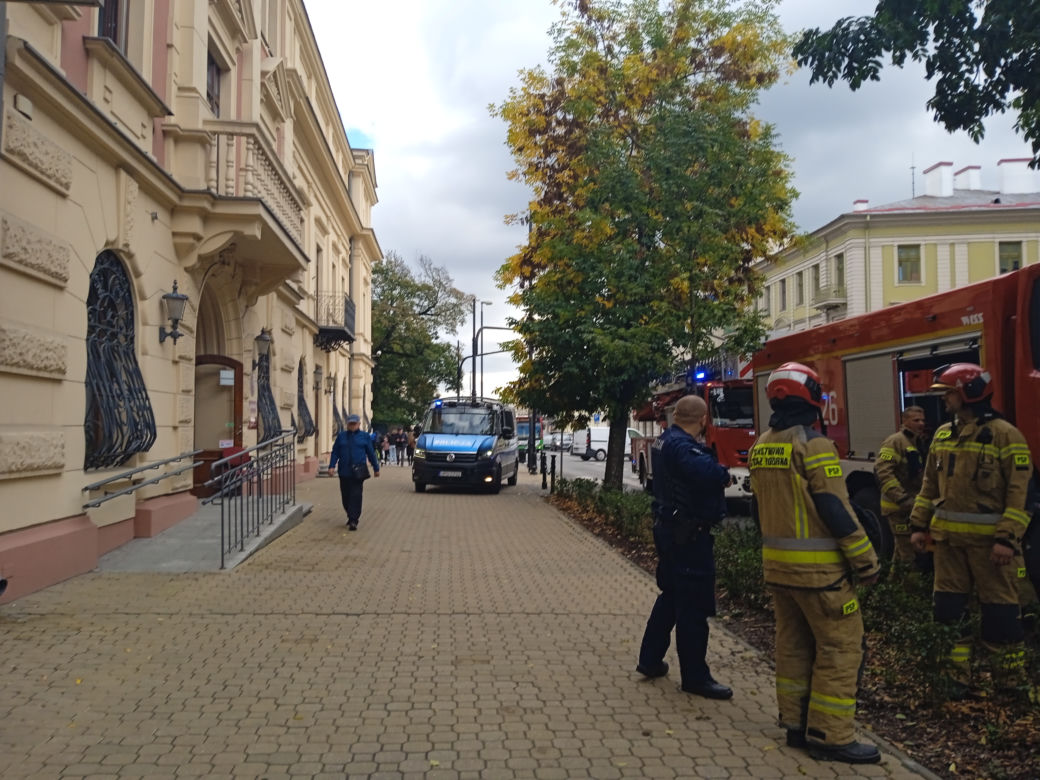 Ewakuacja lubelskiego sądu! Na sali rozpraw pojawił się dym