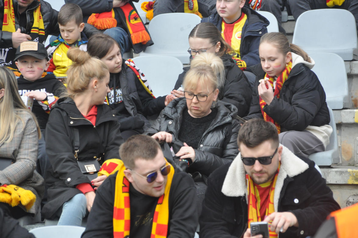 Tak dopingowali kibice na meczu Korona Kielce - Radomiak Radom
