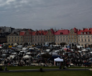 Tłumy na Lubelskiej Giełdzie Staroci