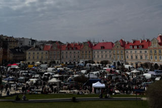 Tłumy na Lubelskiej Giełdzie Staroci
