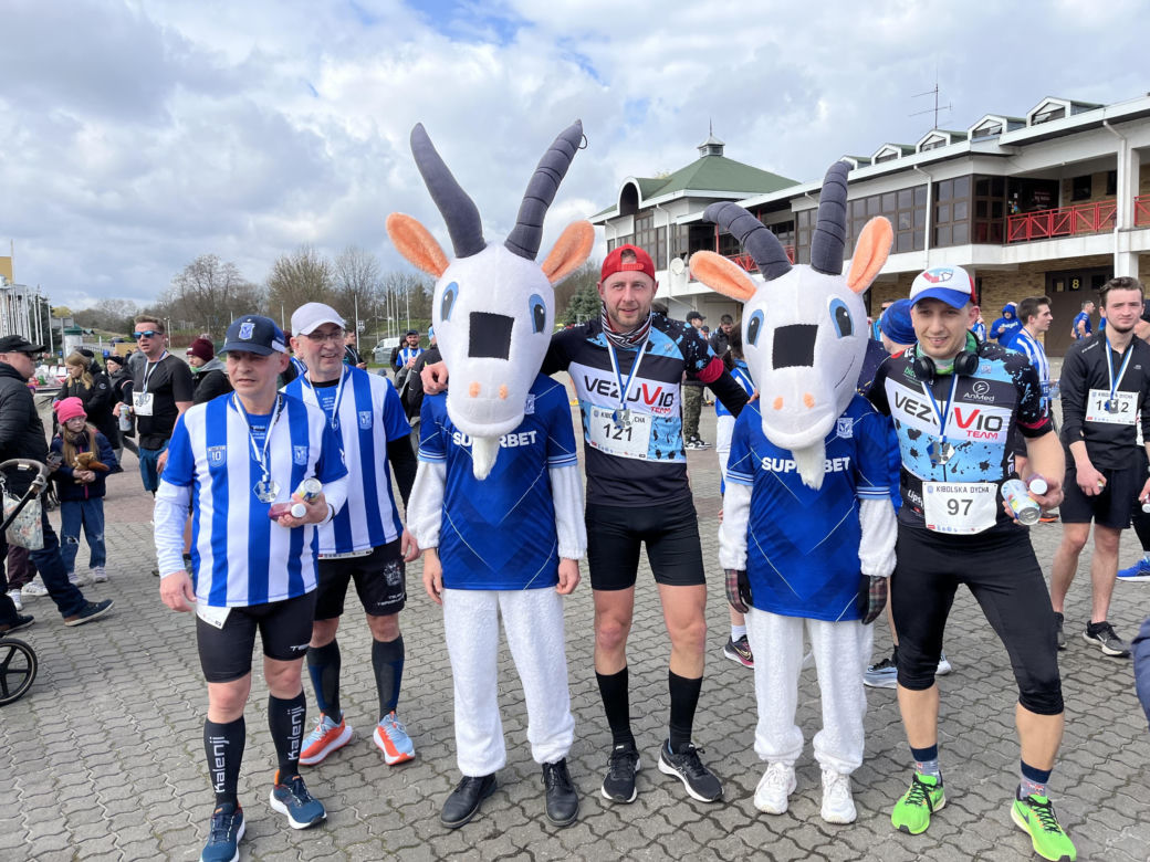 Kibolska Dycha 2024. Wyjątkowy bieg kibiców Lecha Poznań