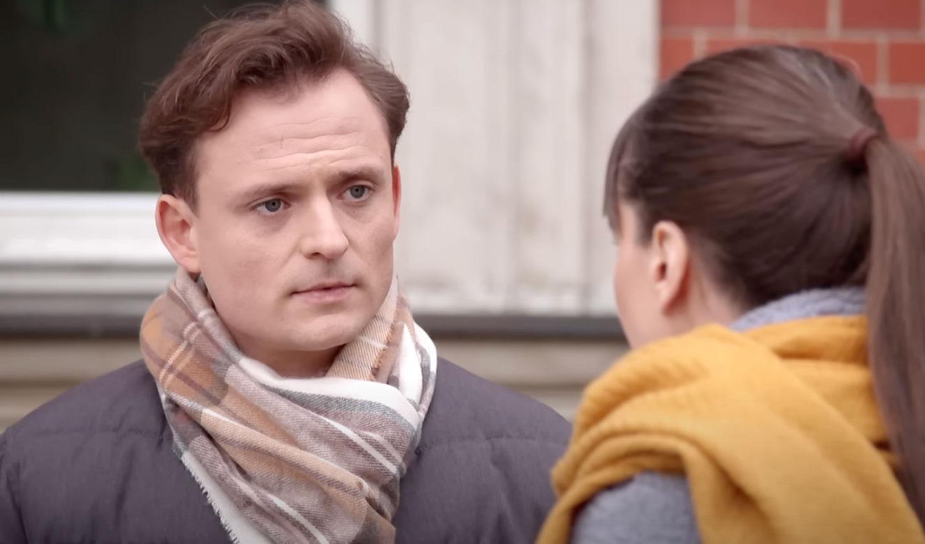 Pierwsza miłość, odcinek 3803: Lucynka (Delfina Wilkońska), Maurycy (Dawid Dziarkowski)