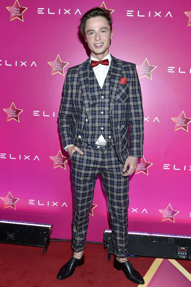 Tak przez lata zmieniał się Patryk Pniewski. Zaczynał jako idol nastolatek w "Pierwszej miłości"