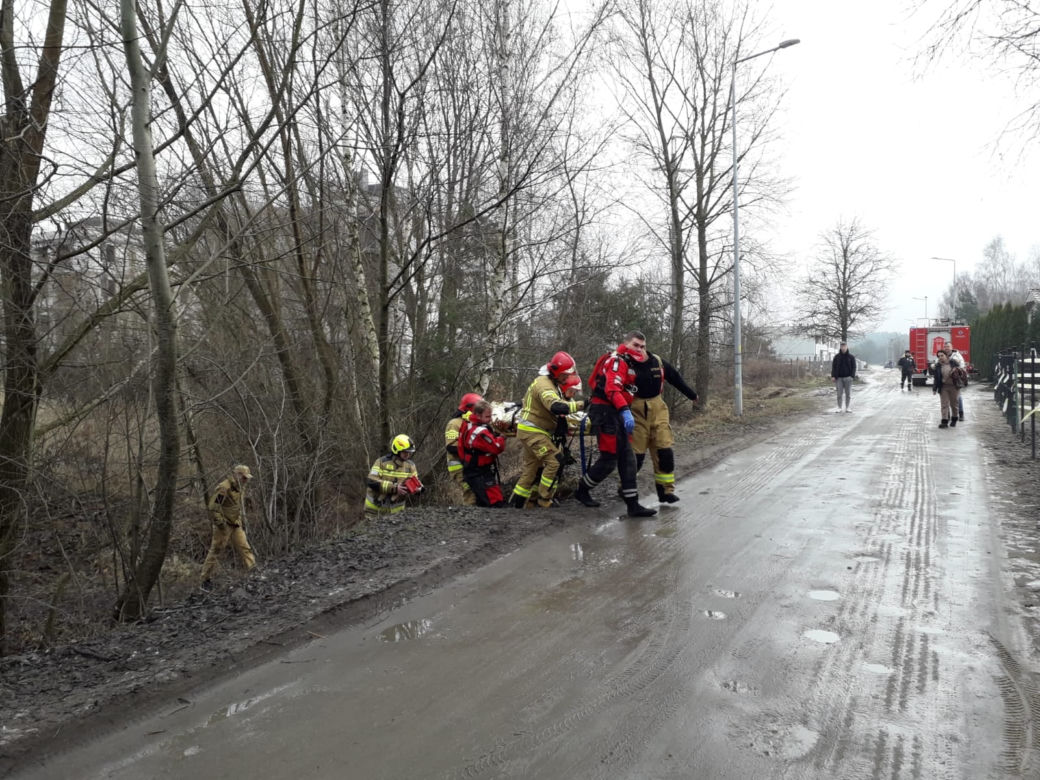 Pod mężczyzną załamał się lód! Akcja ratunkowa pod Poznaniem