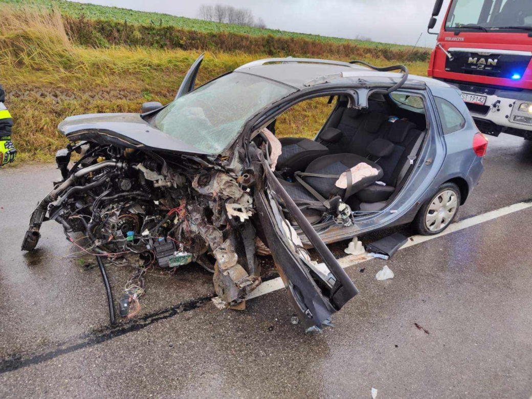 Wypadek w Wieloborowicach. Jeden z kierowców kompletnie pijany. 