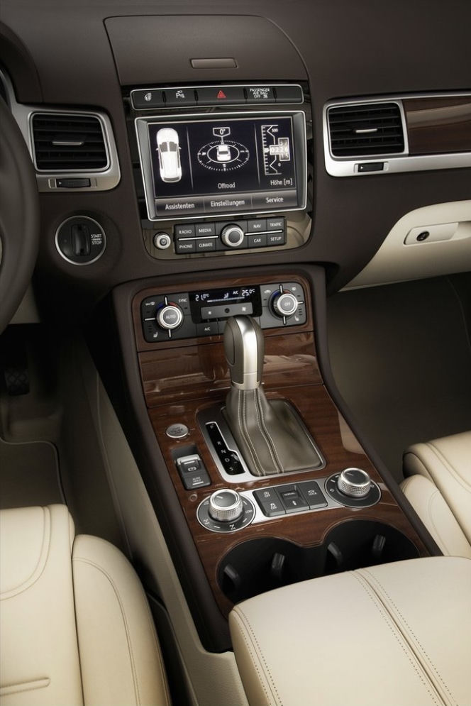 2014 Volkswagen Touareg po liftingu