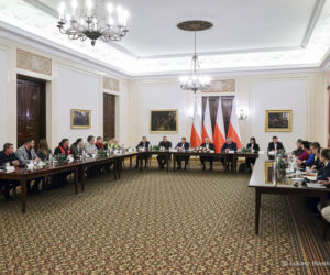 Prezydent Nawrocki rozmawia z rolnikami w Warszawie