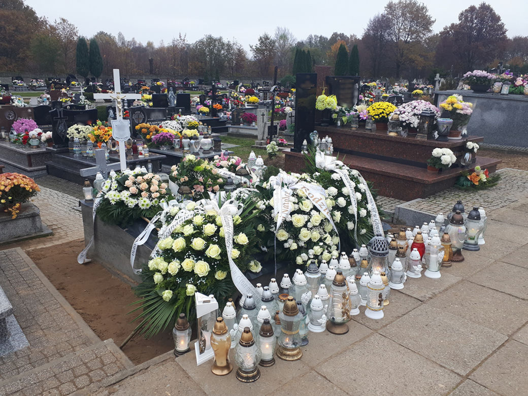 Grób Natalki z Głowaczowej. Zamordował ją młodszy brat