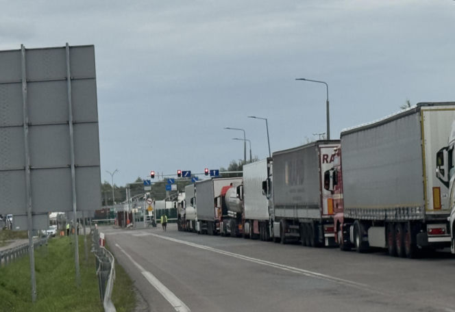 "Nie życzę nikomu takiej pobudki". Huk, błysk i dym przy granicy. Tak Dorohusk przeżył atak rosyjskich dronów