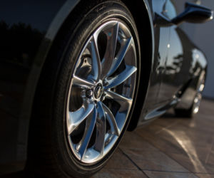 Lexus LC500 5.0 V8 477 KM Carbon