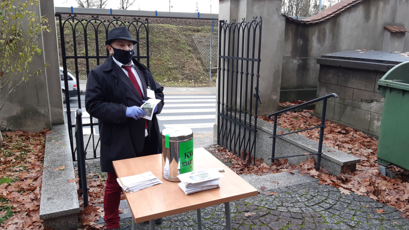 Zbiórka na rzecz zabytkowych pomników na Starym Cmentarzu