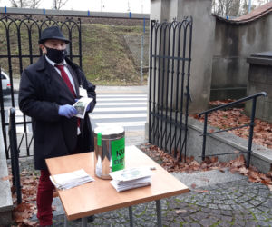 Zbiórka na rzecz zabytkowych pomników na Starym Cmentarzu