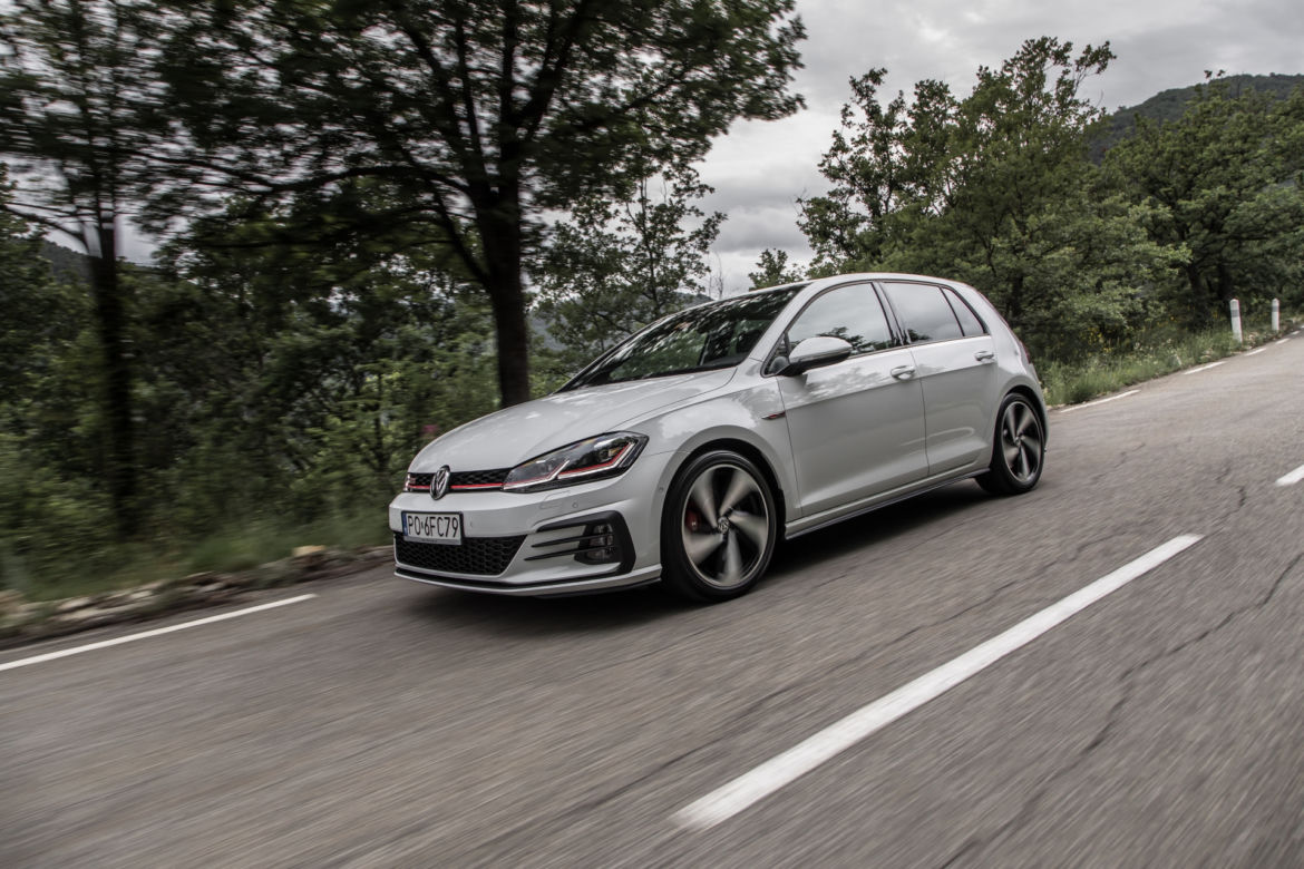 Volkswagen Golf GTI 2.0 TSI 245 KM