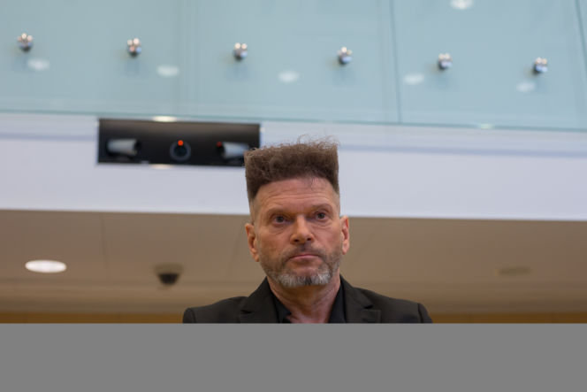 Krzysztof Rutkowski - fryzura.