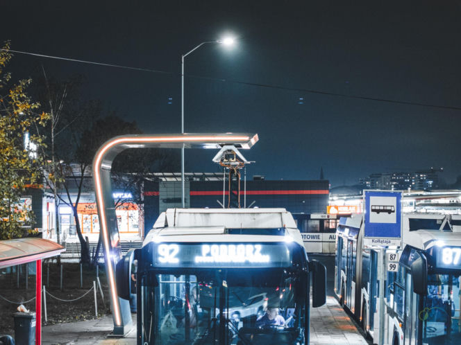 Setki ulic oświetlone dzięki odpadom