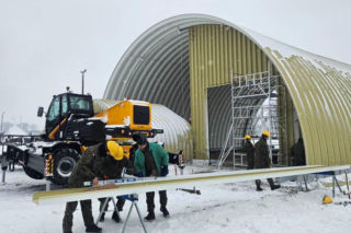 Szybka budowa schronów i hangarów dzięki UBM. Saperzy z 2. Pułku Inżynieryjnego kończą szkolenie