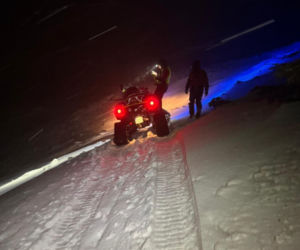 Nocny koszmar w Karkonoszach. Turysta został sam w środku śnieżycy