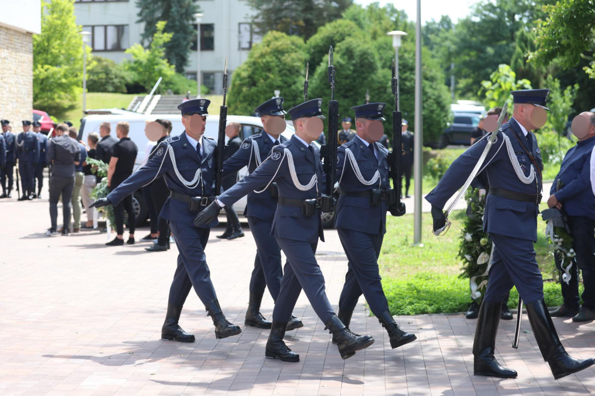 Pogrzeb Marcina Mizi. Tłumy żegnają 28-latka, skatowanego na Dniach Sosnowca