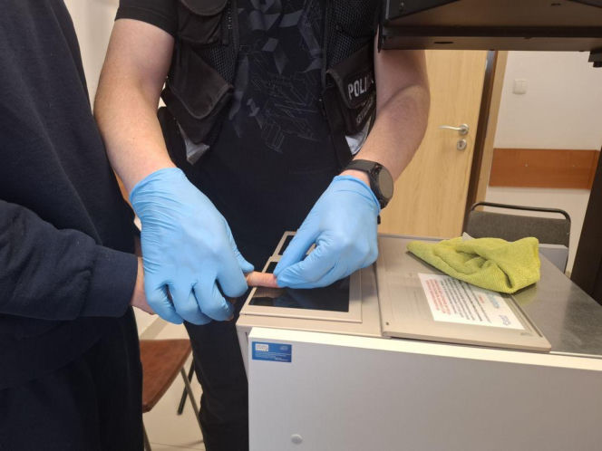 Wstrząsająca zbrodnia w Bielsku Podlaskim. Mieszkanka mówi o przeklętej klatce