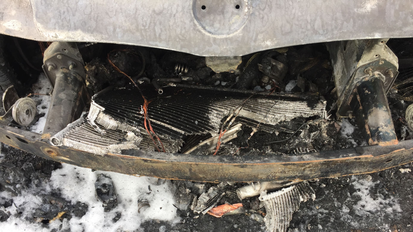 Pożar BMW 118d E81. Auto spłonęło na Podkarpaciu