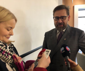 Święty Mikołaj kontra Gwiazdor!
