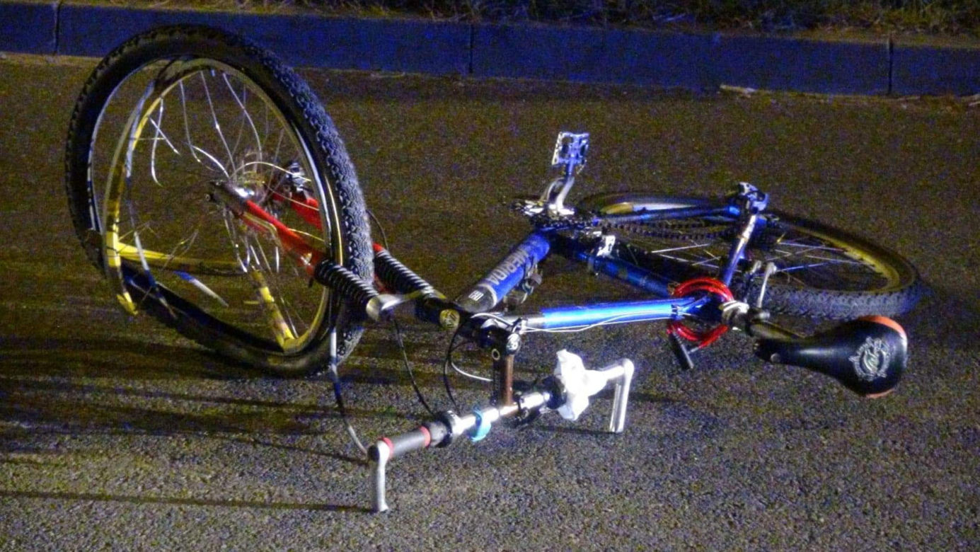 Koszmar w Zegrzu Południowym. Zmiótł fordem rowerzystę. W akcji śmigłowiec LPR