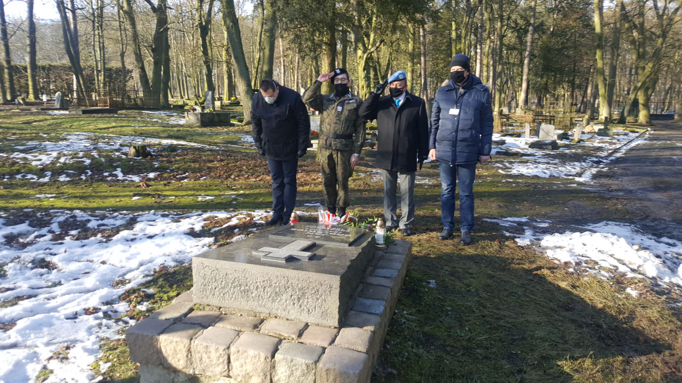 Rocznica Powstania Styczniowego. Cmentarz garnizonowy w Grudziądzu