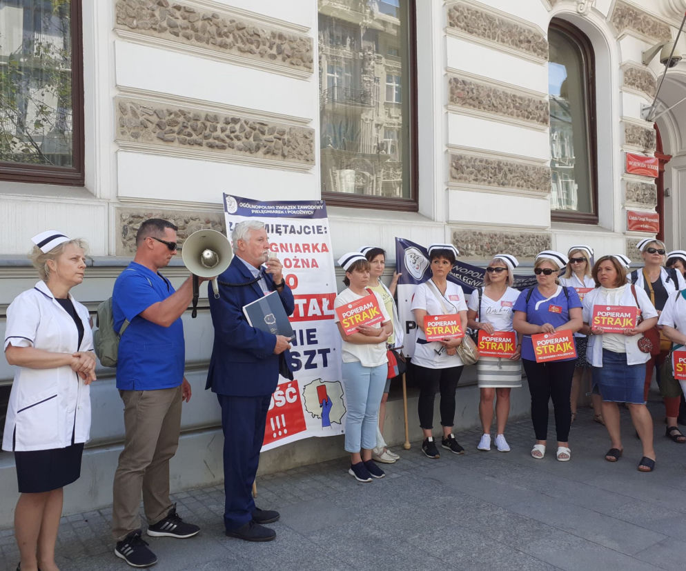 Protest pielęgniarek i położnych!