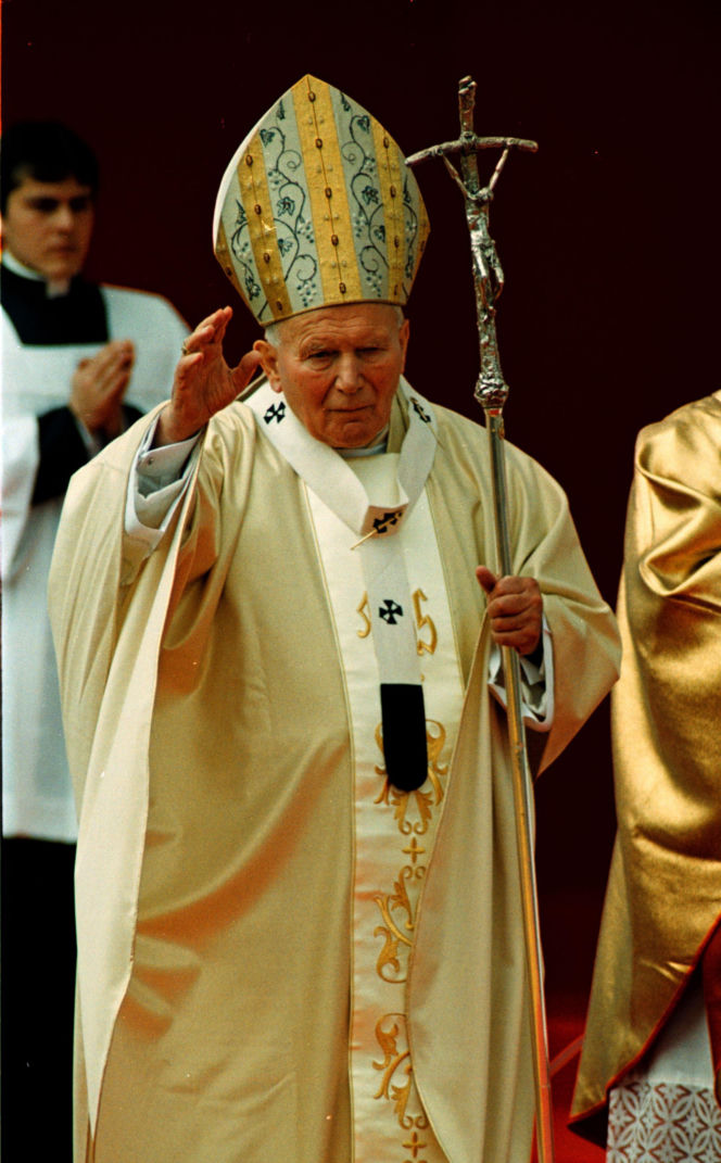 Jan Paweł II zgromadził na Wielkiej Krokwi 300 tysięcy wiernych