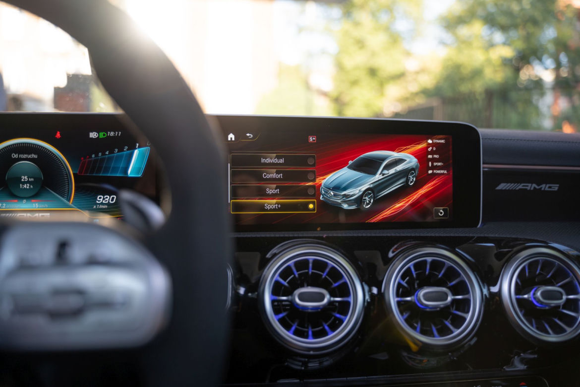 Mercedes-AMG CLA 45 S 4MATIC+ Shooting Brake