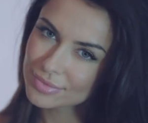 Natalia Siwiec w reklamie tuszu (2)