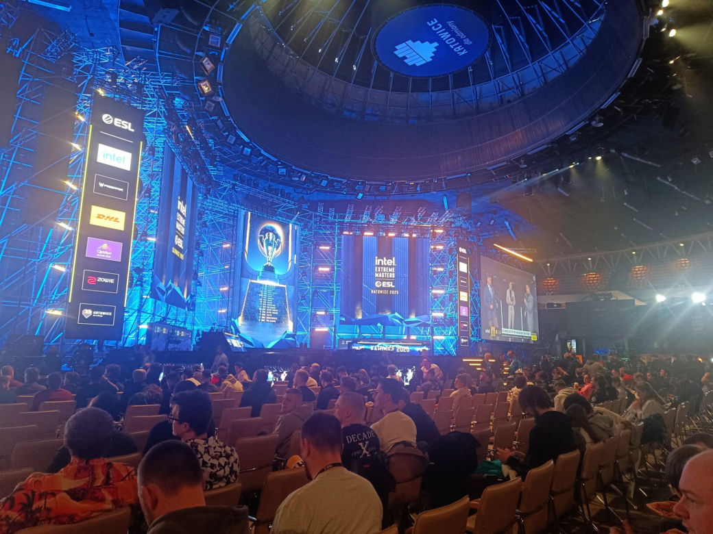 Pierwszy dzień Intel Extreme Masters 2025. Do katowickiego Spodka przybyły tysiące fanów e-sportu