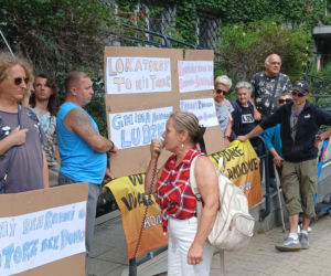 Protest mieszkańców kamienicy przy ul. Środkowej 11