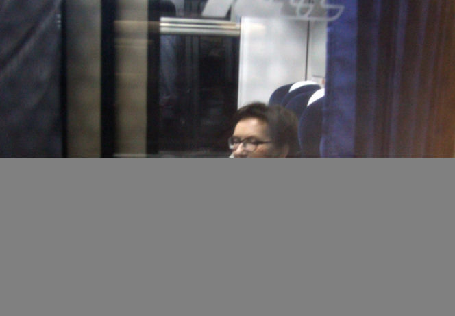 Kopacz szuka Polaków w pociągu