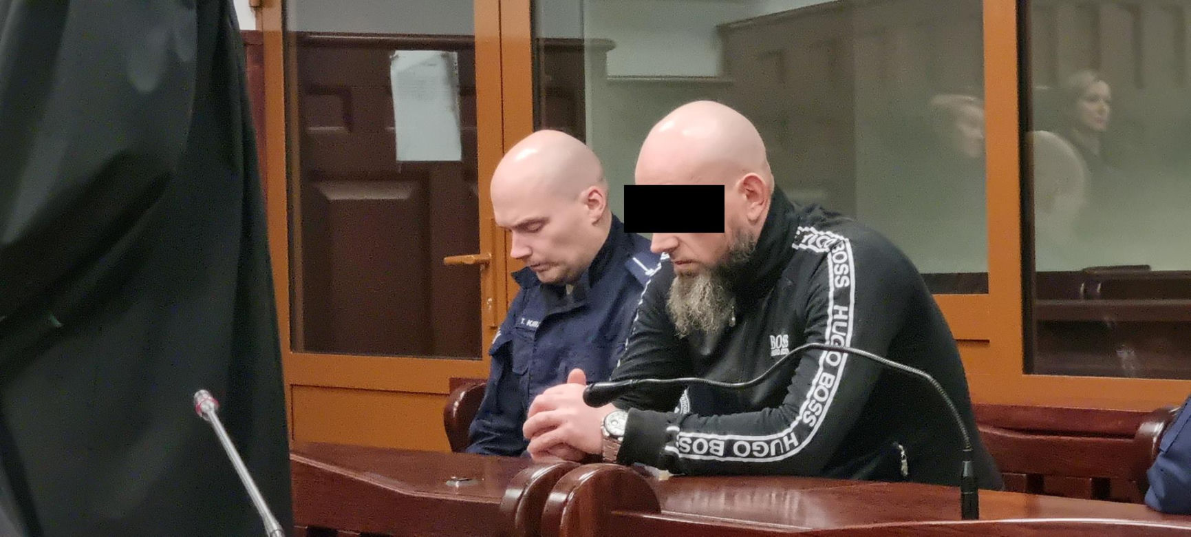 Artur M. jest oskarżony o zamordowanie Mariana. Zdjęcia z rozprawy przed słupskim sądem