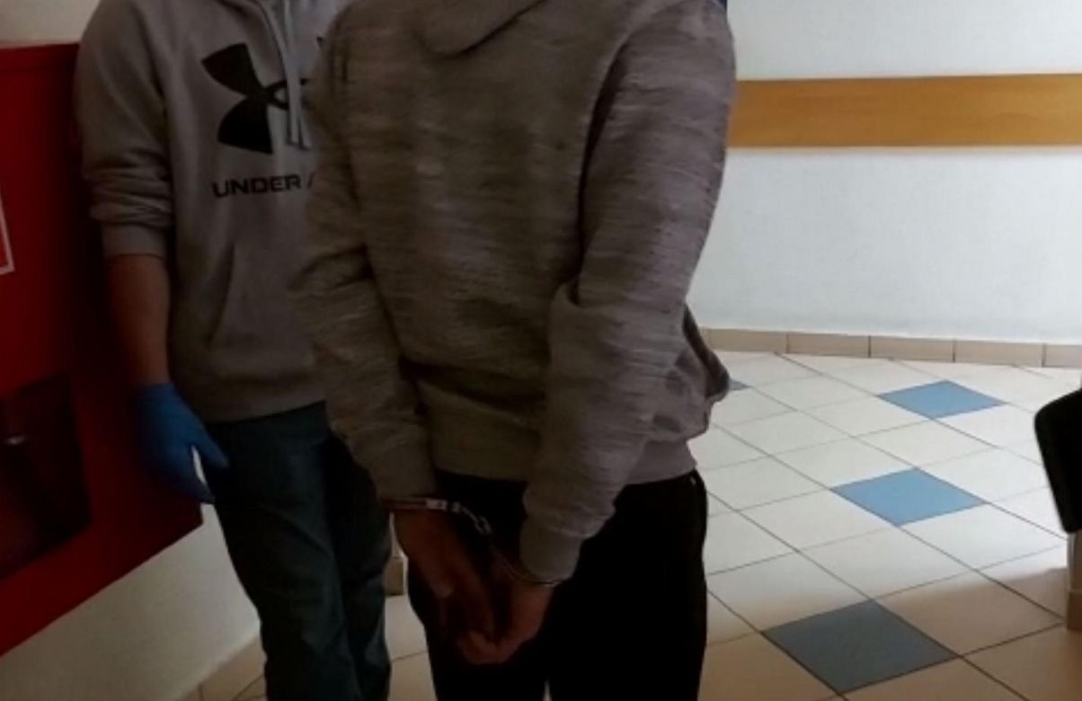 W biały dzień splądrowali mieszkanie w Otwocku! Trudno uwierzyć, co stamtąd zabrali