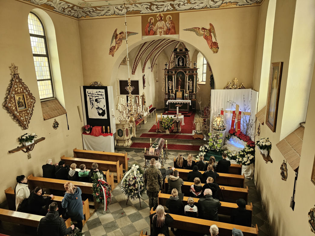 pogrzeb żołnierza, który zginął w Ukrainie
