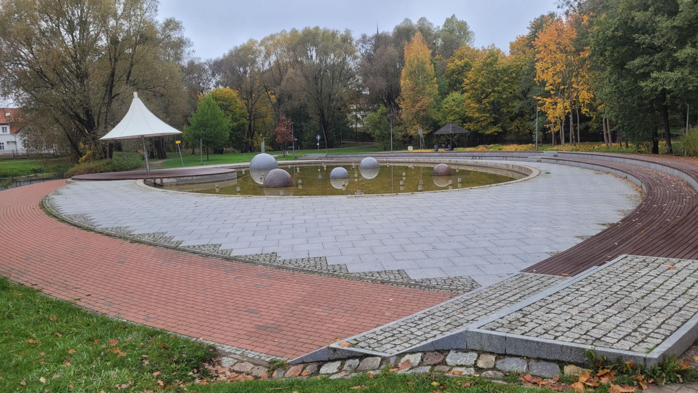 To najlepszy park w Olsztynie na jesienny spacer. Wyboru dokonała sztuczna inteligencja