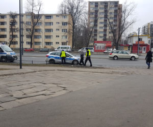Stracił panowanie nad autem i wjechał na chodnik. Potrącił dwoje pieszych!