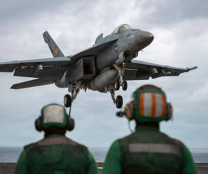 Super Hornety nie pójdą szybko na emeryturę. US Navy inwestuje