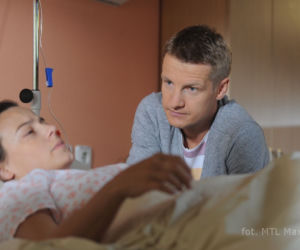 M jak miłość odc. 1038. Magda (Anna Mucha), Paweł (Rafał Mroczek)