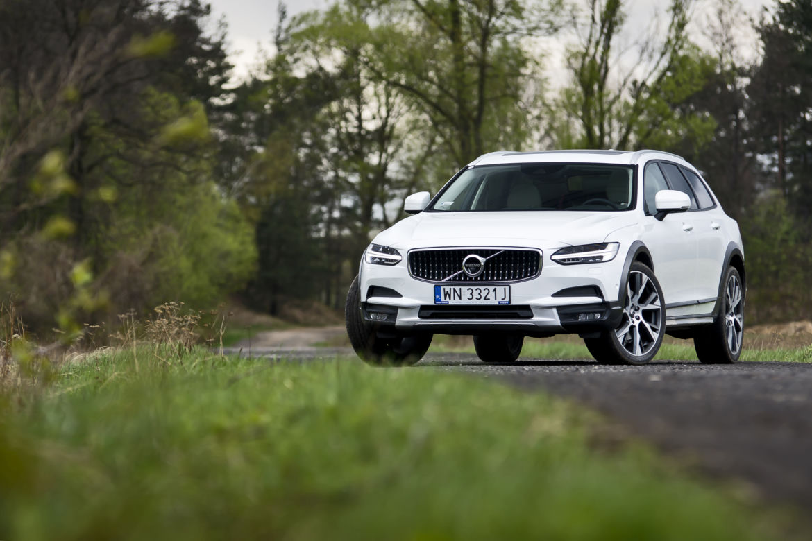 Volvo V90 Cross Country T6