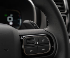Citroen C5 Aircross 1.5 BlueHDI 130 KM EAT8 Shine vs. Kia Sportage GT Line 1.6 T-GDi 177 KM DCT7 4WD
