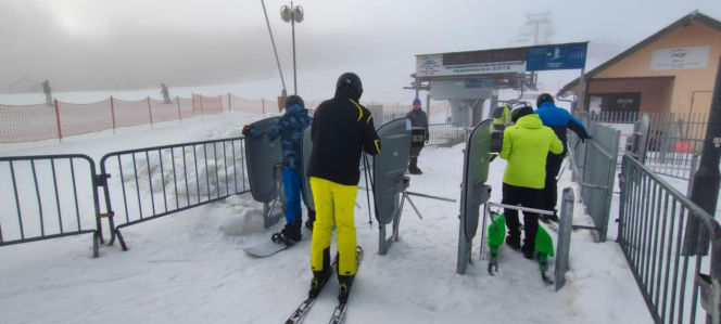 W Łódzkiem jak w Białce Tatrzańskiej. Góra Kamieńsk rozpoczęła sezon